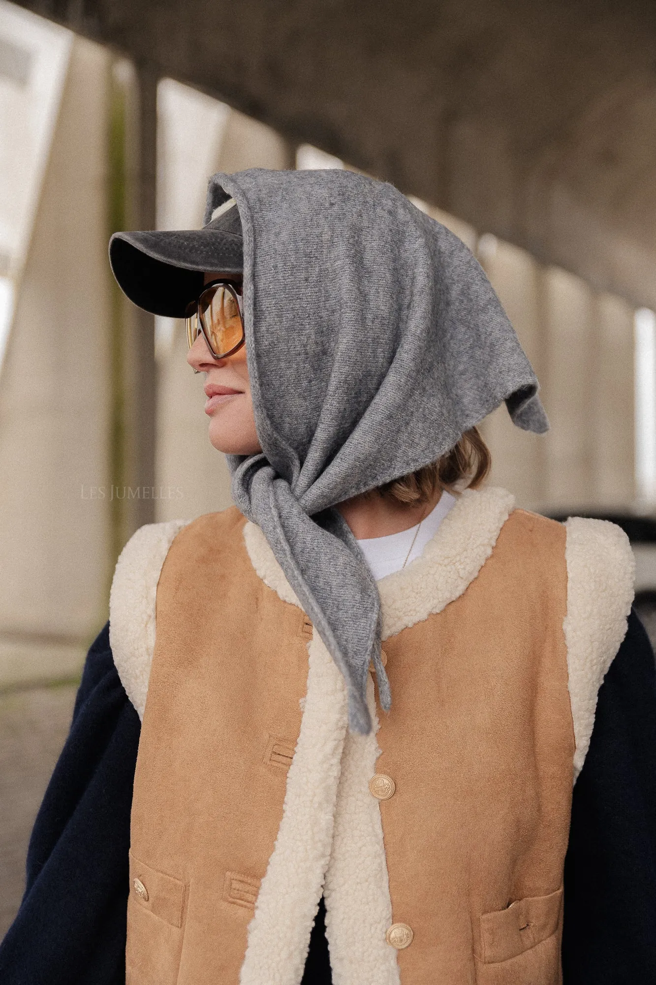 Armini scarf carbon