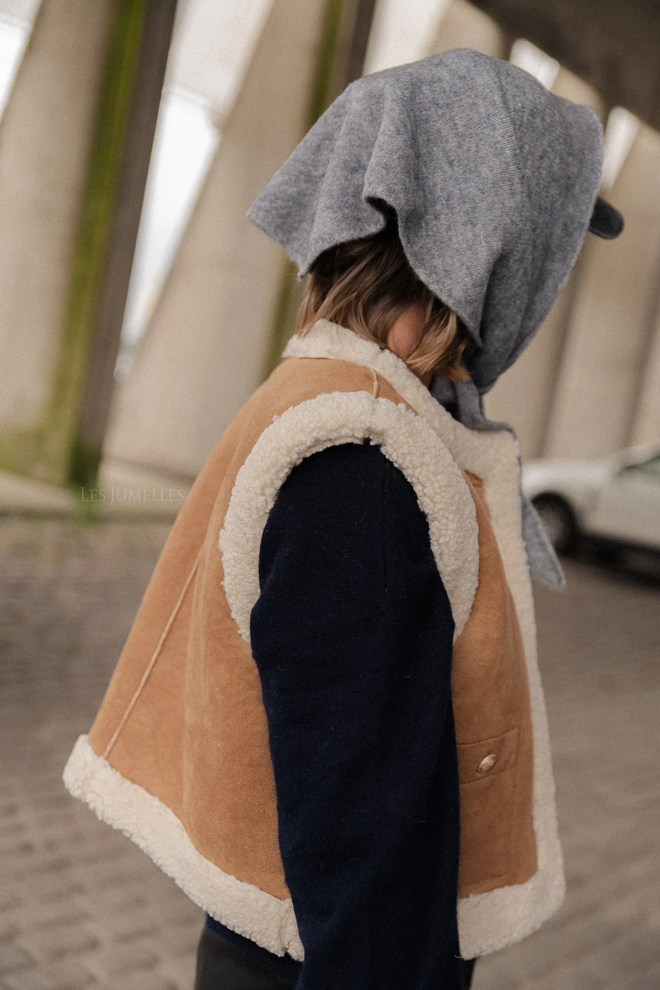 Armini scarf carbon