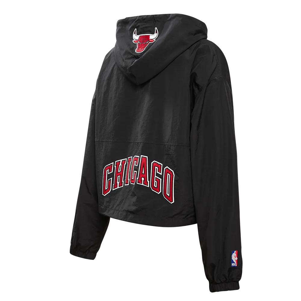 NBA CHICAGO BULLS CLASSIC WOMEN'S WIND WOVEN 1/2 JACKET (BLACK)