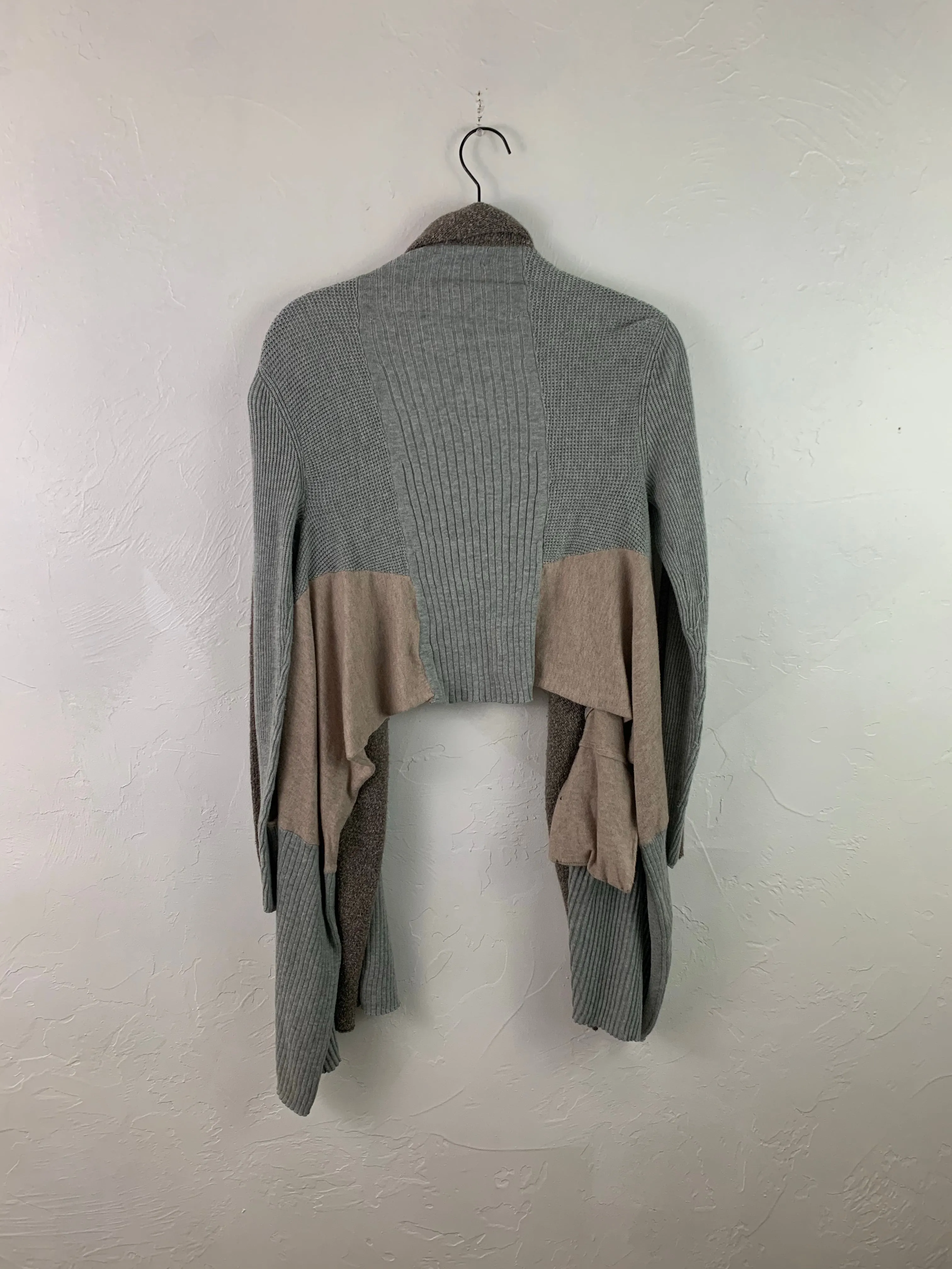 Textured flowy cardigan